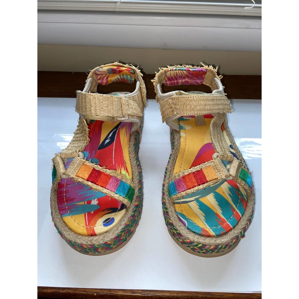 Farm Rio Toucan Sandals womens size 7